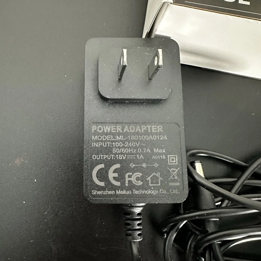 18V 1A Power Adapter Charger ML-180100A0124 Barrel Plug Cord Manual Box